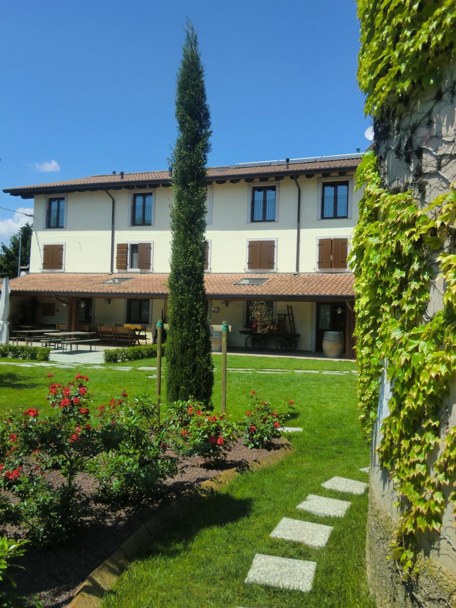 Alloggio per agriturismo Agriturismo La Rosta *
